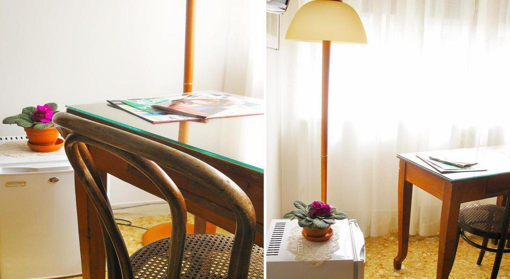 Romulus Rex Hotel Phòng bức ảnh